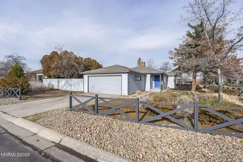 1085 Memory Ln, Reno, NV 89509
