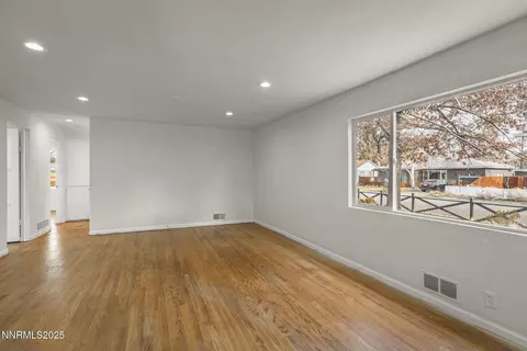 Living - 1085 Memory Ln, Reno, NV 89509 photo 1 of 7
