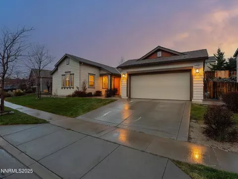 1056 Crown View Dr, Reno, NV 89523