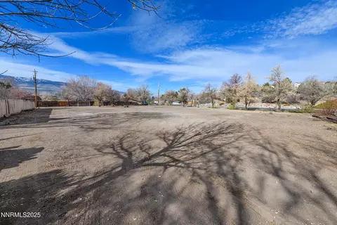 14405 Seminole Trl, Reno, NV 89521