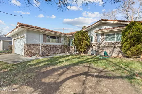 650 Lenwood Dr, Sparks, NV 89431