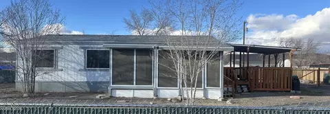 1740 Tuscarora St, Silver Springs, NV 89429