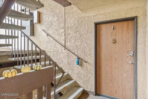 63 Vista Rafael Pkwy, Reno, NV 89503