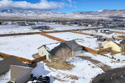 6319 Bluegrass Dr, Stagecoach, NV 89429