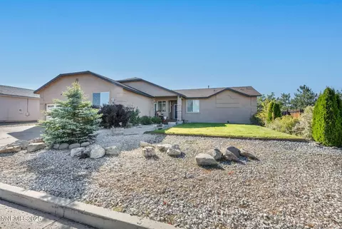 20922 White Rock Dr, Reno, NV 89508