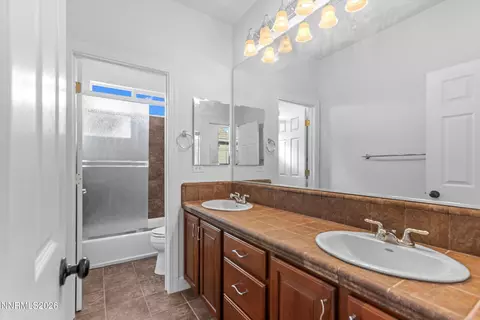 Bath - 5850 Geode Ct, Reno, NV 89523 photo 5 of 6