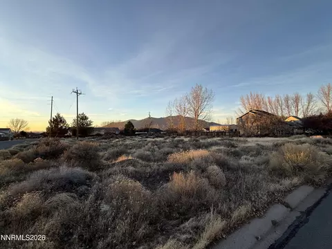 3304 Stuart St, Winnemucca, NV 89445