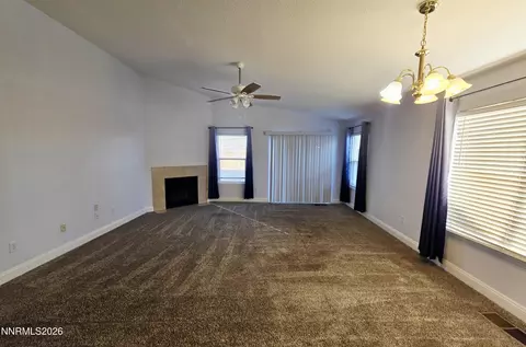 Living - 728 Keppel St, Fallon, NV 89406 photo 2 of 3