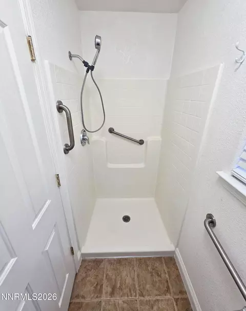 Bath - 728 Keppel St, Fallon, NV 89406 photo 1 of 3