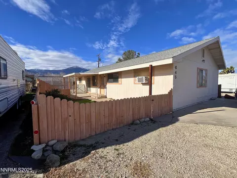 645 K St, Hawthorne, NV 89415
