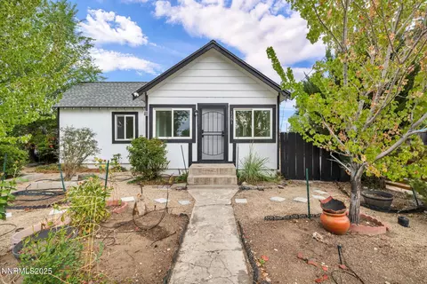 1281 E 10th St, Reno, NV 89512