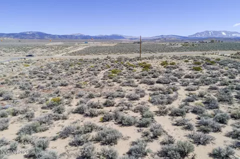 2042 E Valley Rd, Minden, NV 89423 photo 5