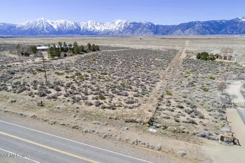 2042 E Valley Rd, Minden, NV 89423 photo 2