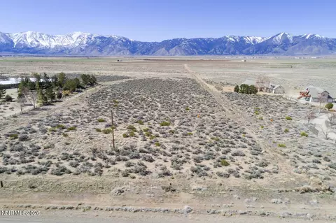 2042 E Valley Rd, Minden, NV 89423 photo 8