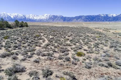 2042 E Valley Rd, Minden, NV 89423 photo 6