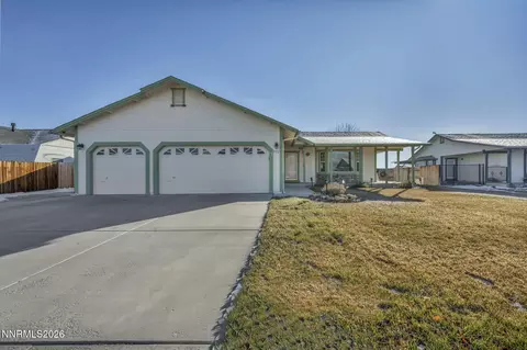 952 Red Falcon Way, Spanish Springs, NV 89441