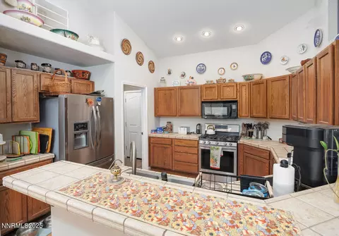 Kitchen - 5655 Dillon Dr, Fallon, NV 89406 photo 1 of 2