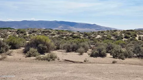 8275 Hooten St, Silver Springs, NV 89429