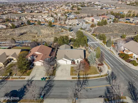 7483 Europa Dr, Sparks, NV 89436