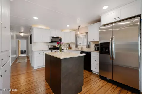 220 Aristocrat Way, Reno, NV 89506