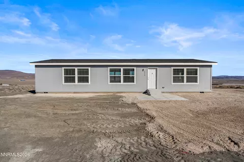 2770 W Fir St, Silver Springs, NV 89429