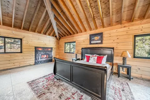 Bedroom - 205 Raymond View Rd, Markleeville, CA 96120 photo 1 of 2