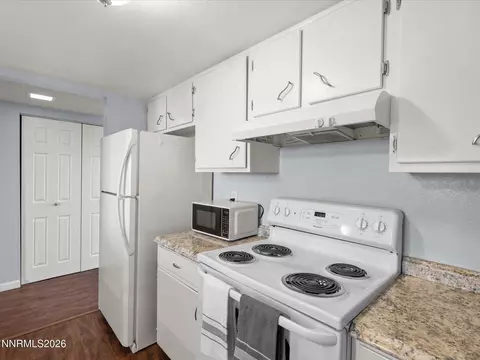 Kitchen - 13902 Lear Blvd, Reno, NV 89506 photo 2 of 3