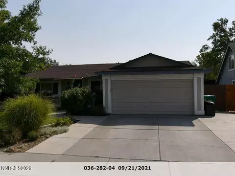 933 Palmwood Dr, Sparks, NV 89434
