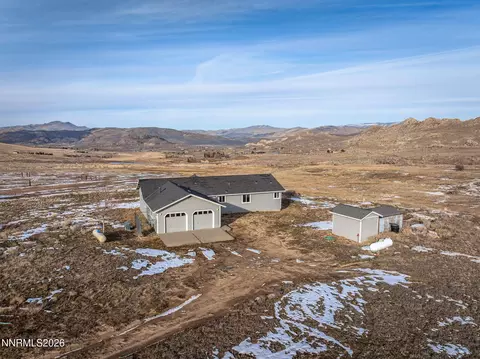 200 Thoroughbred Cir, Reno, NV 89508