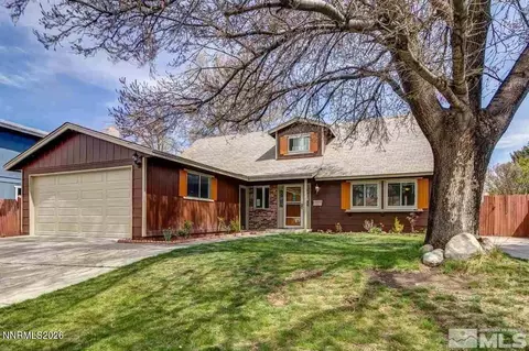7300 Sugarloaf Dr, Reno, NV 89511