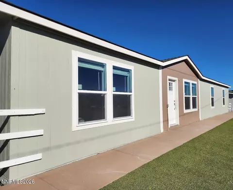 4945 Stagecoach Dr, Stagecoach, NV 89429