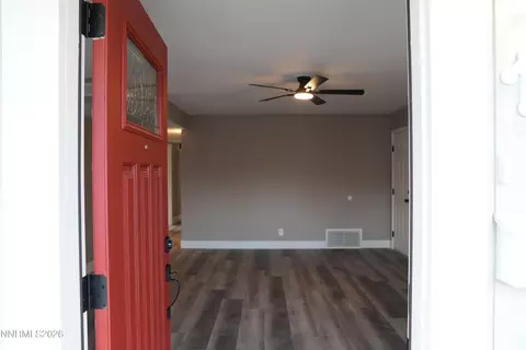 11 E J St, Sparks, NV 89431 photo 4