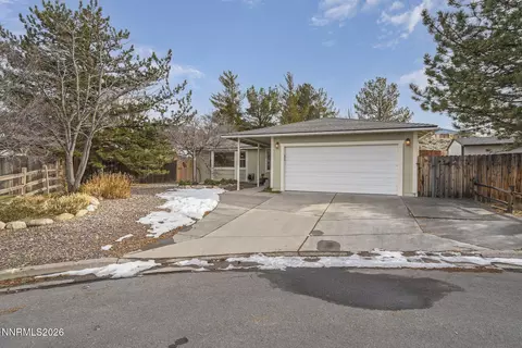 8560 Sirius Ct, Reno, NV 89506