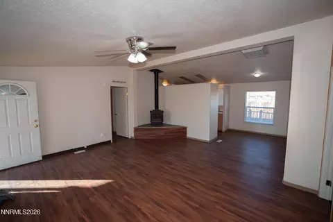 695 Joel Way, Fallon, NV 89406 photo 8