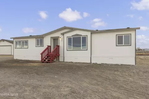 3225 E Antelope St, Silver Springs, NV 89429