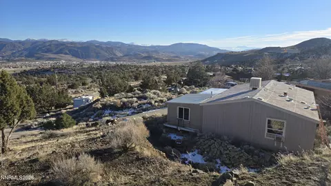 33 Mcclellan Peak Dr, Mound House, NV 89706
