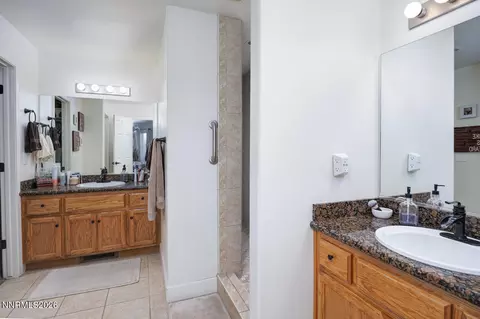 Bath - 440 Cornerstone Ct, Fallon, NV 89406 photo 2 of 3