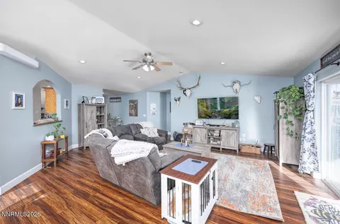 Living - 440 Cornerstone Ct, Fallon, NV 89406 photo 1 of 3