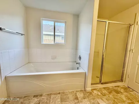 Bath - 604 Keppel St, Fallon, NV 89406 photo 5 of 6
