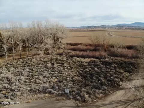 7 Moyle Ct, Yerington, NV 89447