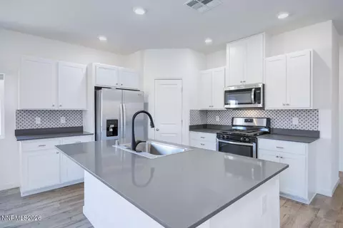 Kitchen - 343 Crystal Ct, Fallon, NV 89406 photo 1 of 2