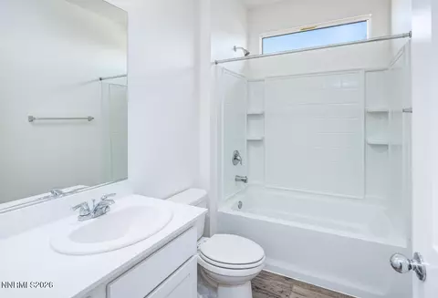 Bath - 343 Crystal Ct, Fallon, NV 89406 photo 1 of 2