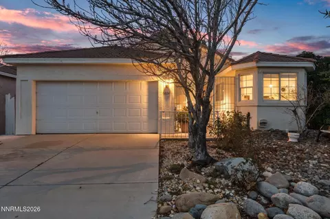 6804 Dorchester Dr, Sparks, NV 89436