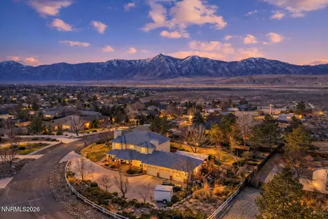 1326 Santa Cruz Dr, Minden, NV 89423