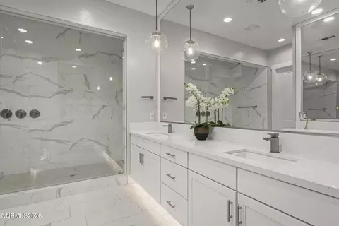 Bath - 2945 Ruby Desert Dr, Reno, NV 89521 photo 1 of 6