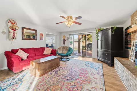 Living - 220 E Hampton Dr, Carson City, NV 89706 photo 2 of 3