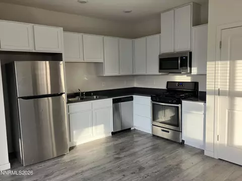 8833 Sky Wind Rd, Reno, NV 89506 photo 3