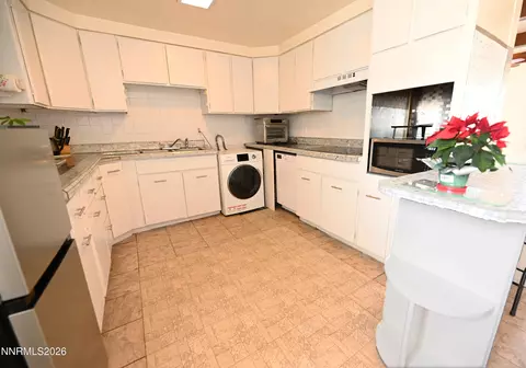 Kitchen - 110 Harrison St, Hawthorne, NV 89415 photo 1 of 5