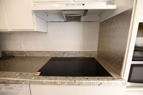 Kitchen - 110 Harrison St, Hawthorne, NV 89415 photo 4 of 5