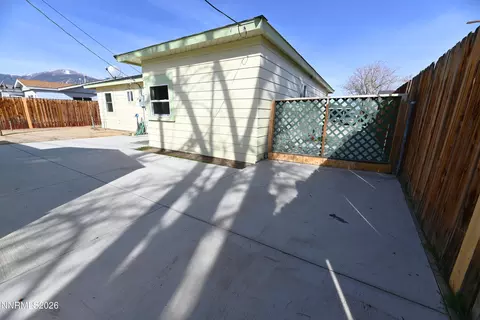 Exterior - 110 Harrison St, Hawthorne, NV 89415 photo 4 of 7